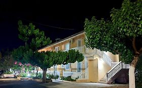 Casa Dyonisia Tsilivi