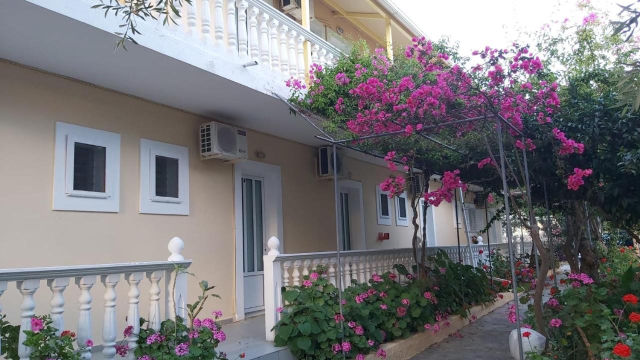 Aparthotel Casa Dyonisia Tsilivi Plános Esterno foto