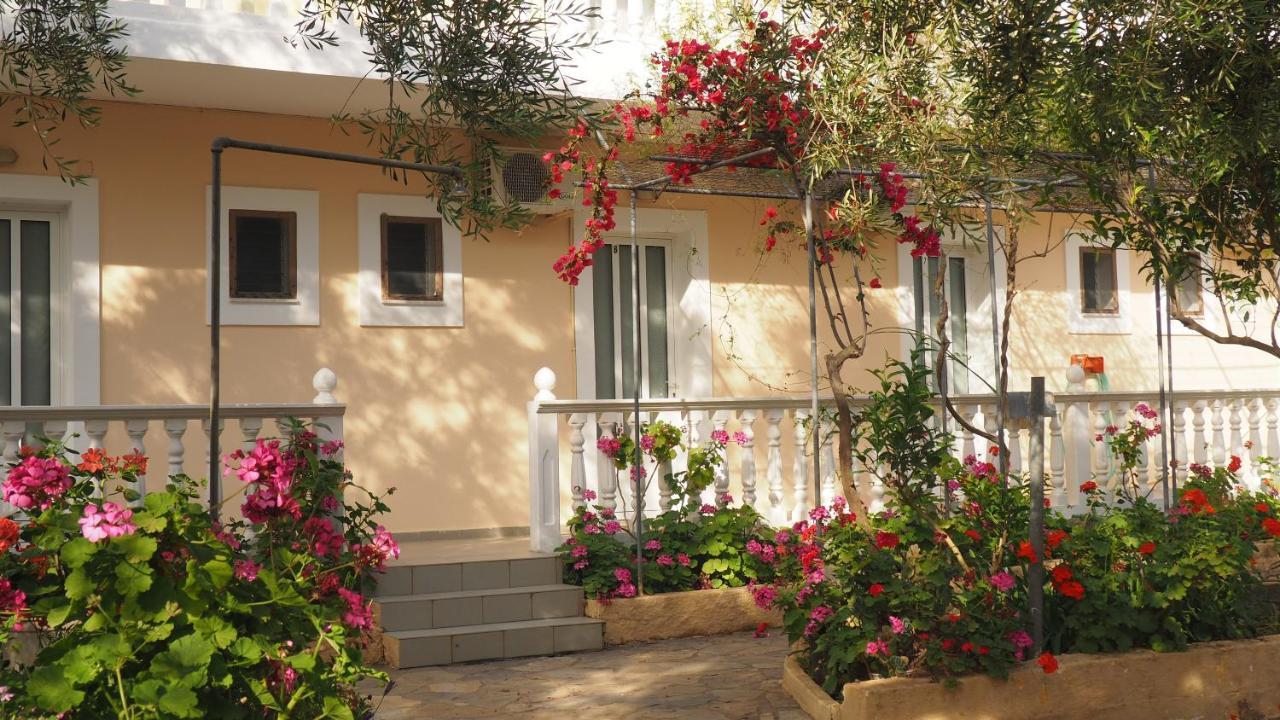 Aparthotel Casa Dyonisia Tsilivi Plános Esterno foto